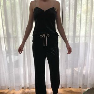 Vintage velvet pajama set!